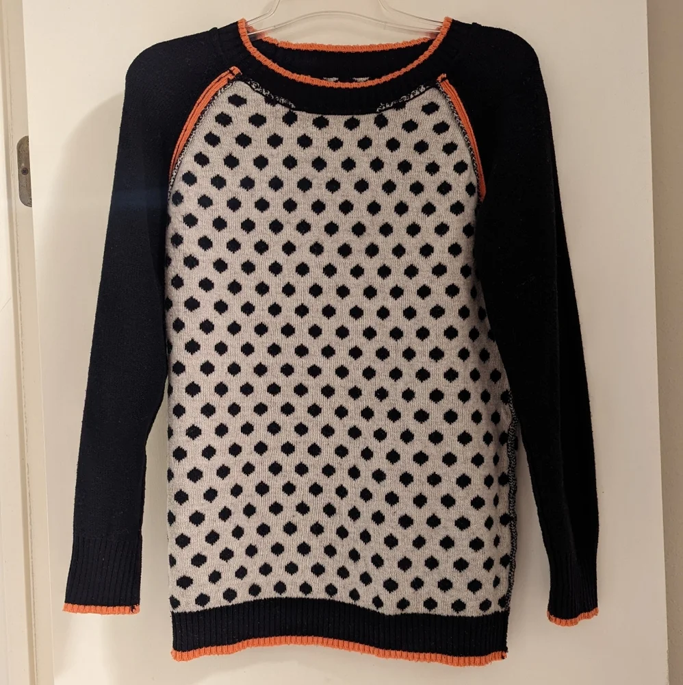 Spotted Sweater - Picture 3 of 4